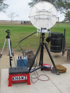 KH6WZ 10 GHz rig at a tune-up party