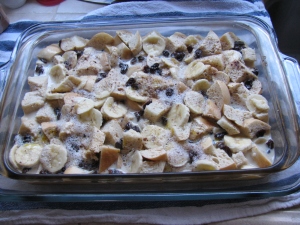 KH6WZ Bread Pudding with Bananas, Raisins and Chocolate Chips - ready for the oven