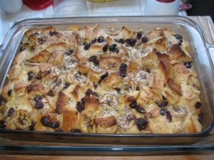 KH6WZ Bread Pudding with Bananas, Raisins and Chocolate Chips - fresh from the oven